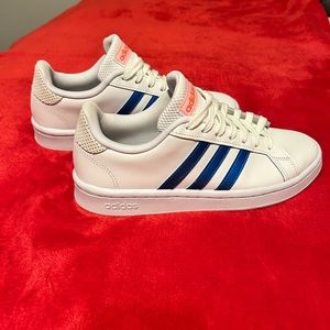 Adidas Grand Court Sneakers